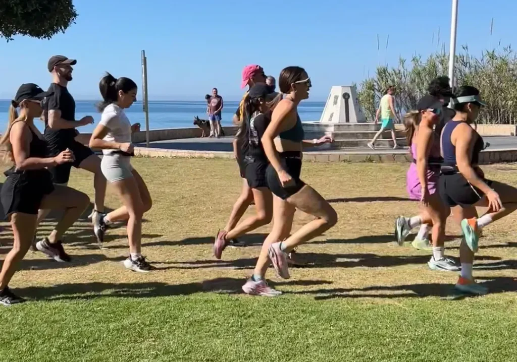 Dónde correr en Reus: Grupo calentando