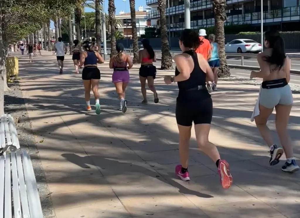 Gente haciendo series en reus